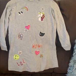 Gray patch girls dress with long sleeves